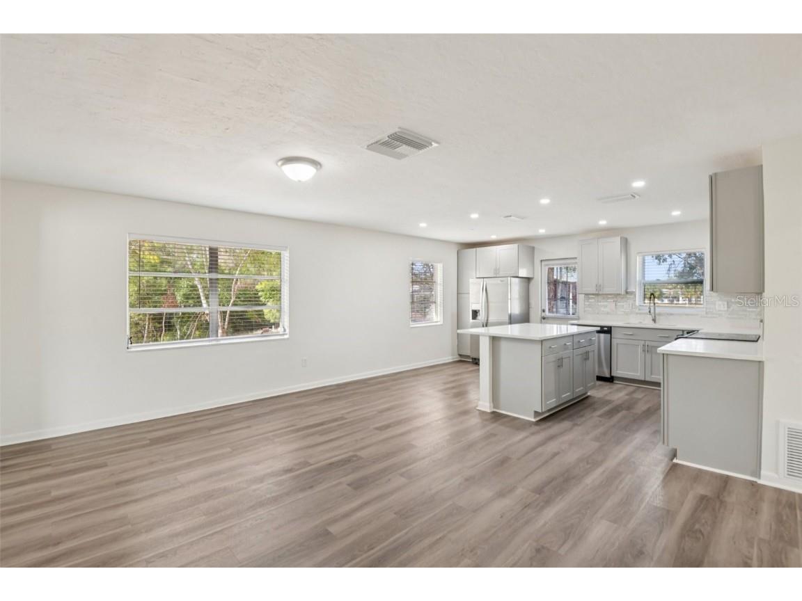 6882 Pinehurst Drive Spring Hill FL 34606 TB8453284 image4