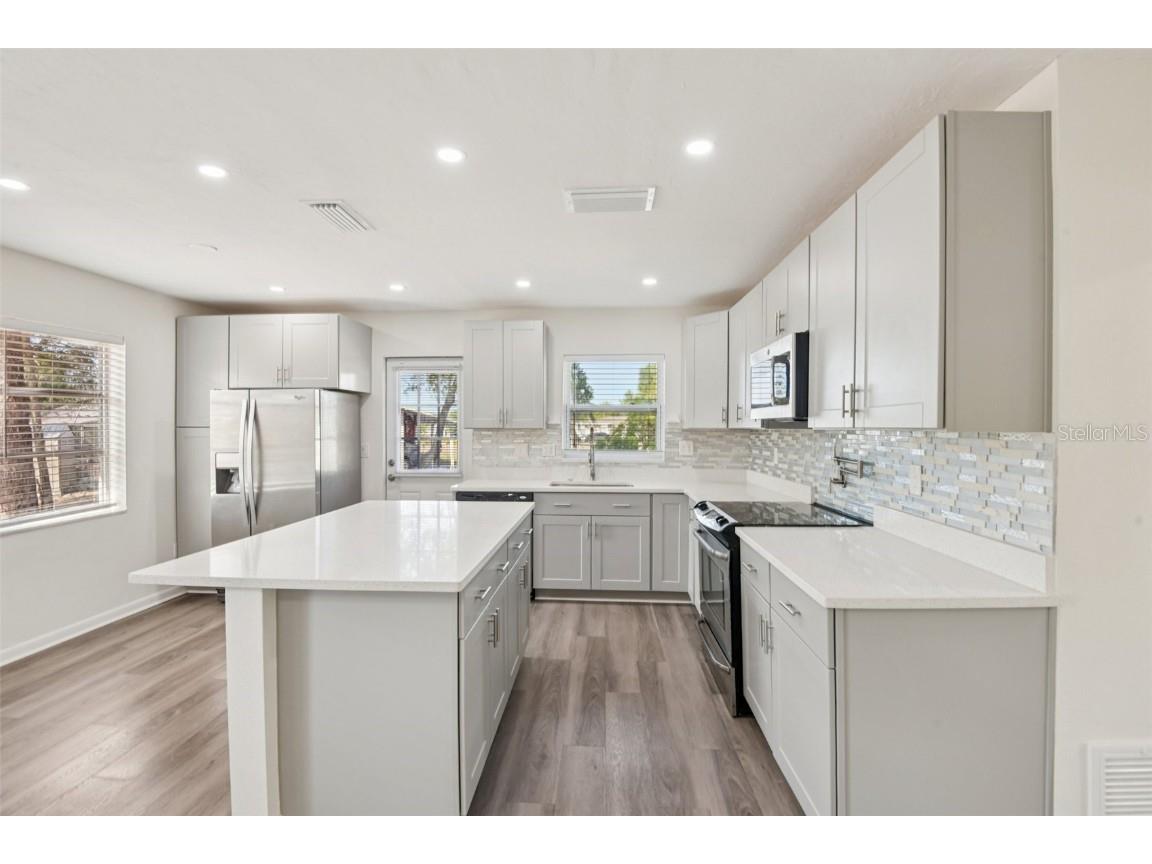 6882 Pinehurst Drive Spring Hill FL 34606 TB8453284 image7