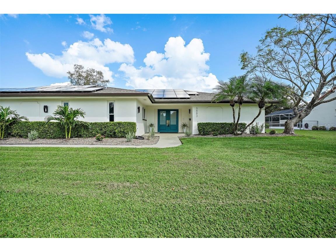 6883 Augusta Boulevard Seminole FL 33777 TB8303702 image1