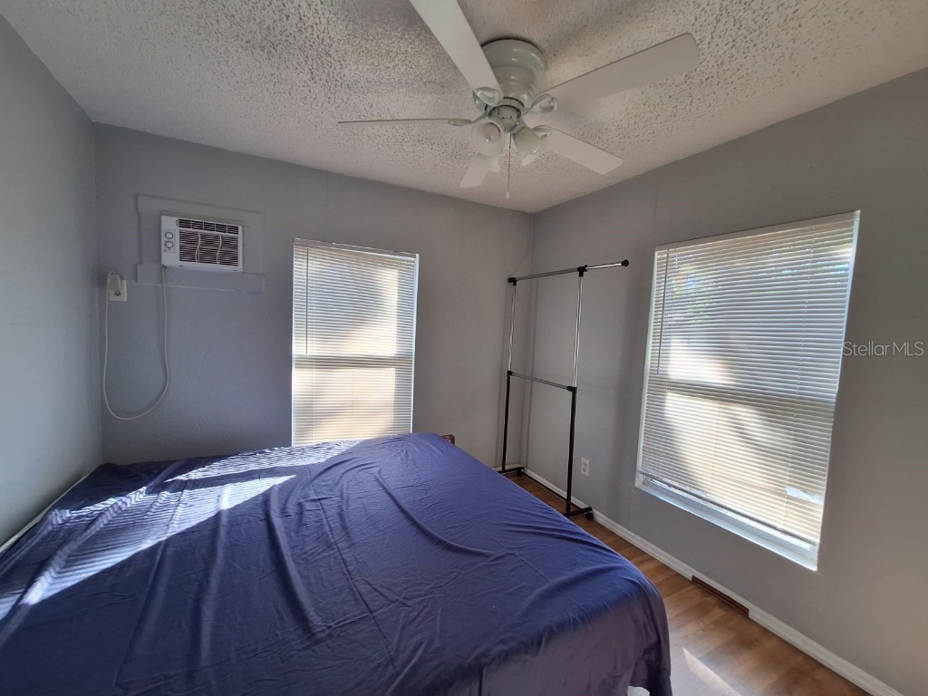 6886 49th Avenue N Saint Petersburg FL 33709 TB8445128 image23