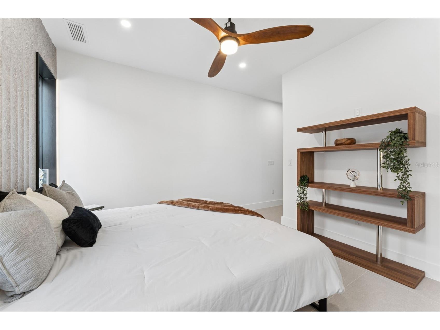 6887 S Atlantic Avenue New Smyrna Beach FL 32169 O6404260 image83