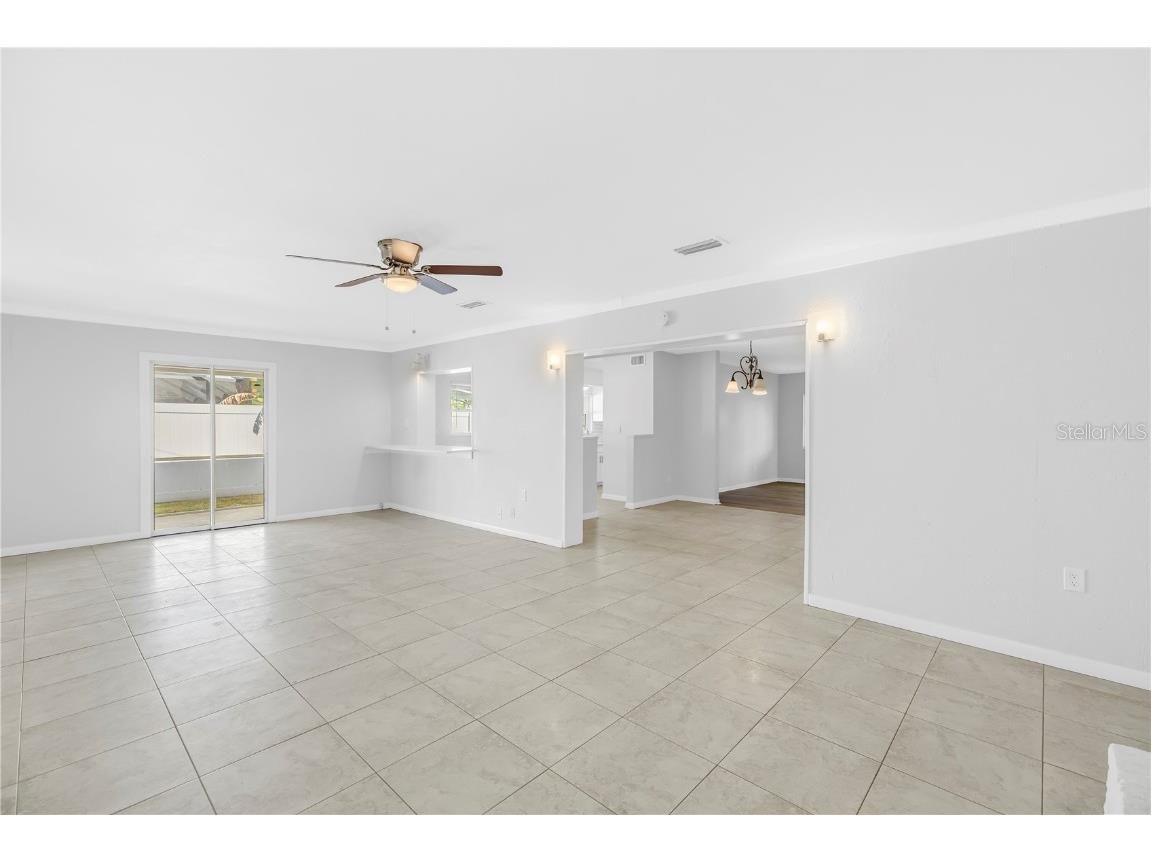 6888 20th Street N Saint Petersburg FL 33702 TB8445408 image14