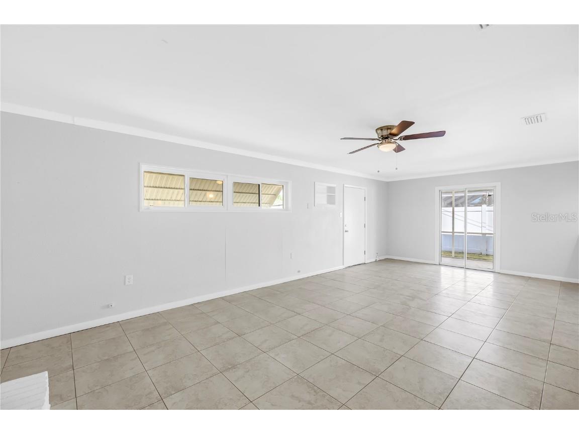 6888 20th Street N Saint Petersburg FL 33702 TB8445408 image15