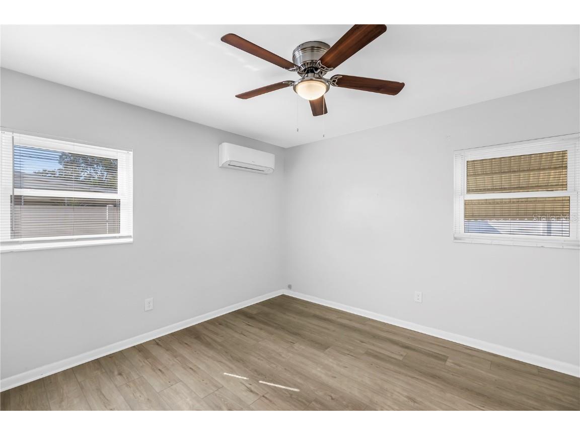 6888 20th Street N Saint Petersburg FL 33702 TB8445408 image23