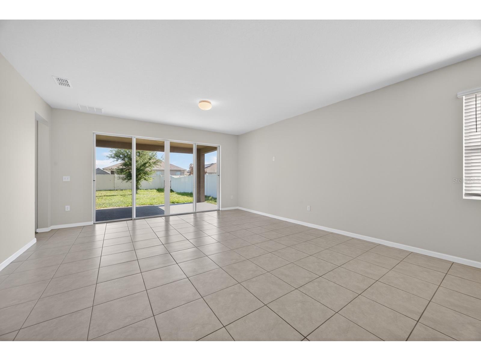 689 Meadow Pointe Drive Haines City FL 33844 O6401838 image5