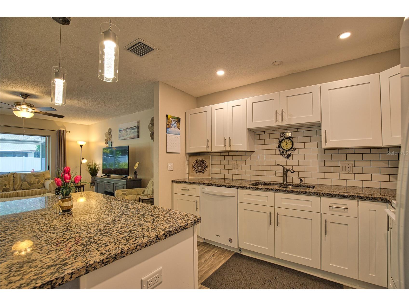 689 Michigan Avenue Englewood FL 34223 D6147274 image12