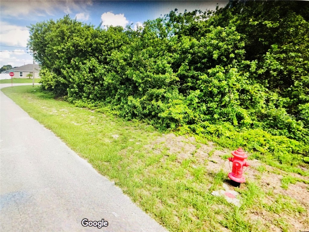 689 SW Gailbreath Avenue Port Saint Lucie FL 34953 OM656710 image1