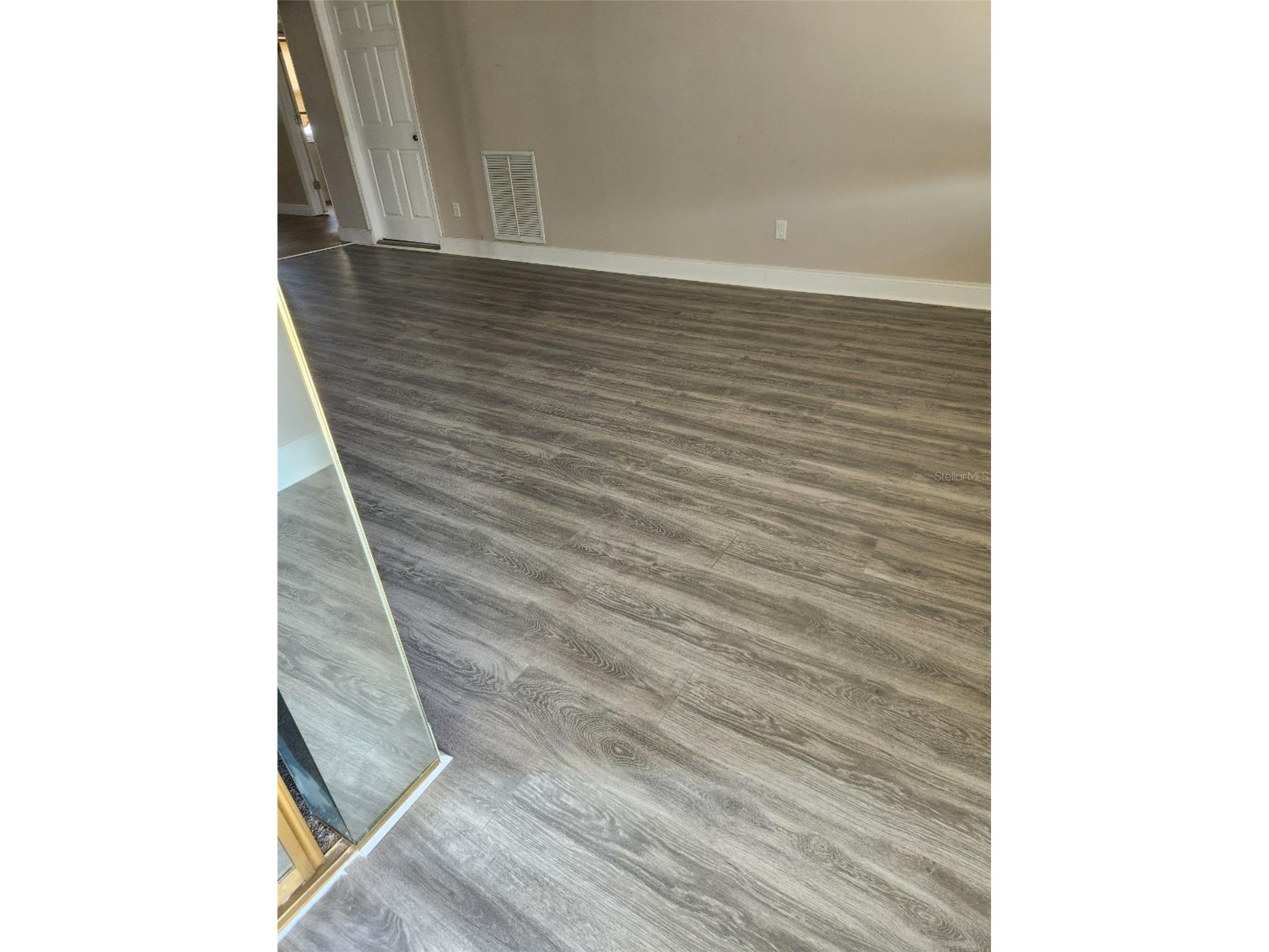 6890 Versailles N #10 Pinellas Park FL 33781 TB8522876 image5