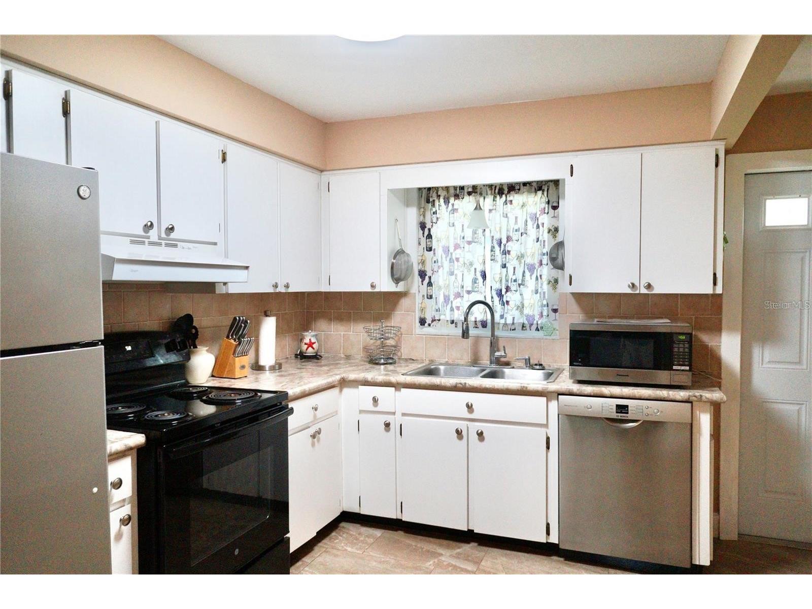 6890 Versailles N #10 Pinellas Park FL 33781 TB8522876 image8