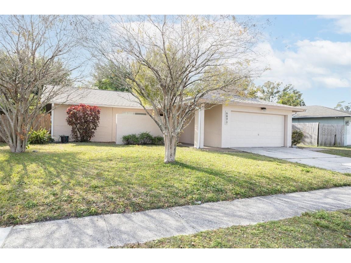 6893 Circlecreek Drive Pinellas Park FL 33781 U8244405 image1