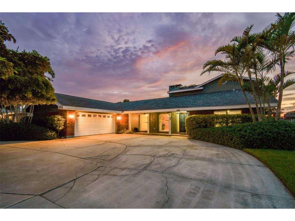 6896 Augusta Boulevard Seminole FL 33777 TB8410983 image1