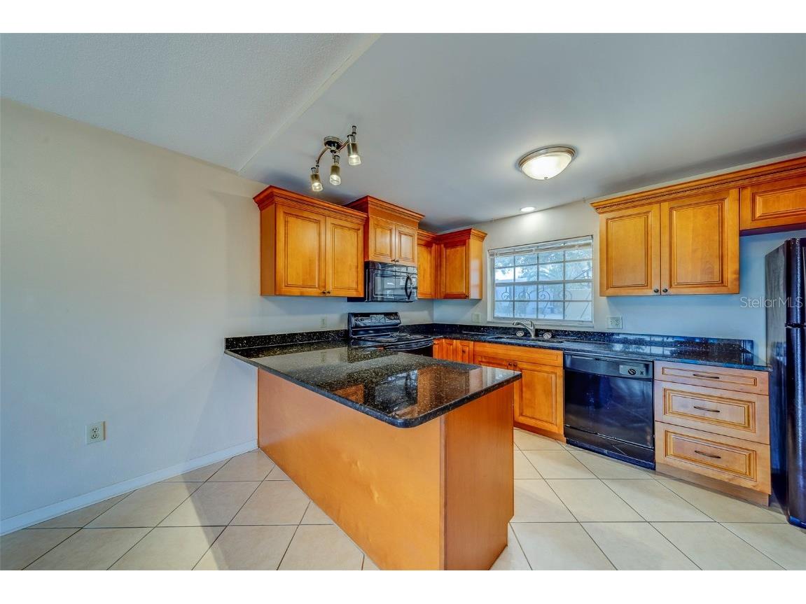 69 Country Club Drive Largo FL 33771 TB8450141 image10