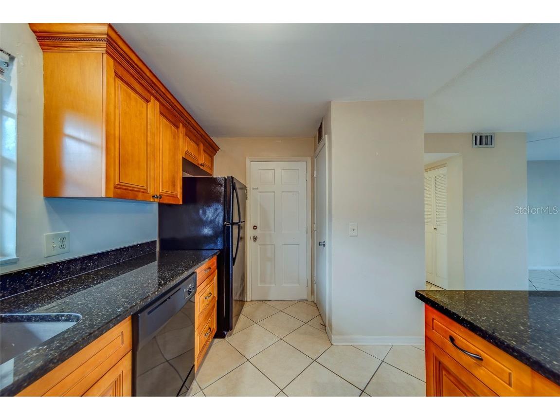 69 Country Club Drive Largo FL 33771 TB8450141 image13