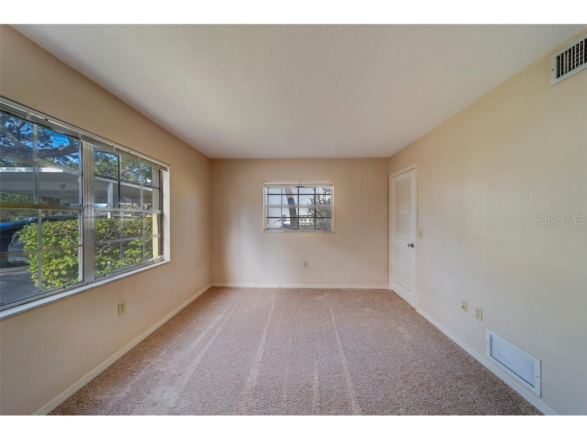 69 Country Club Drive Largo FL 33771 TB8450141 image17