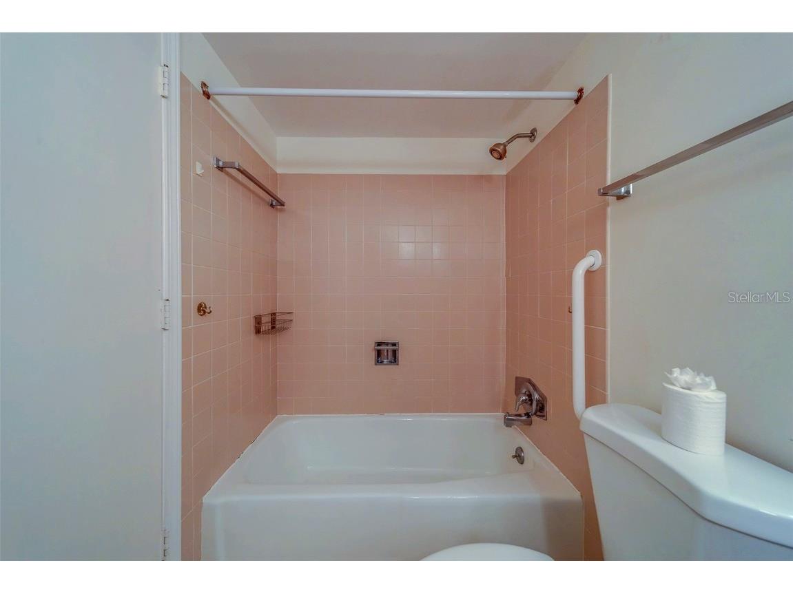 69 Country Club Drive Largo FL 33771 TB8450141 image21