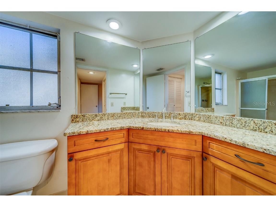 69 Country Club Drive Largo FL 33771 TB8450141 image27