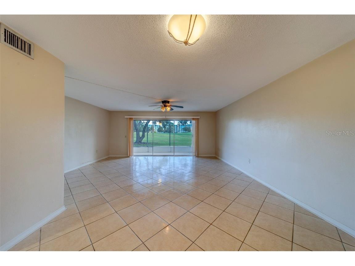 69 Country Club Drive Largo FL 33771 TB8450141 image5