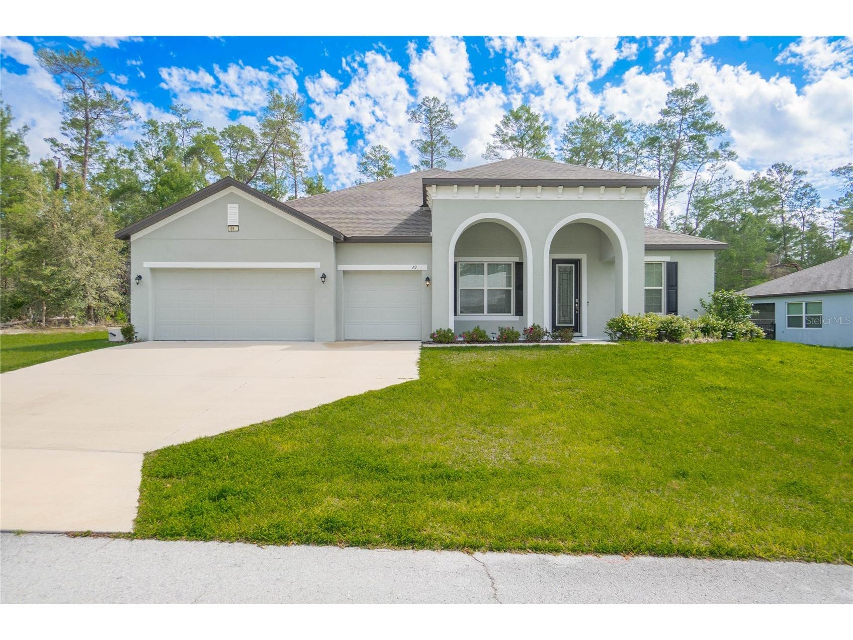 69 Grass Street Homosassa FL 34446 OM723787 image1