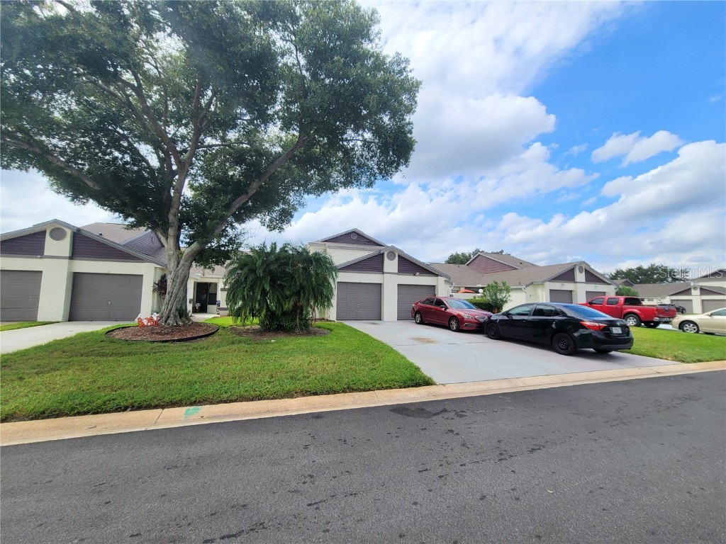 69 Lakepointe Circle Kissimmee FL 34743 O6150021 image1