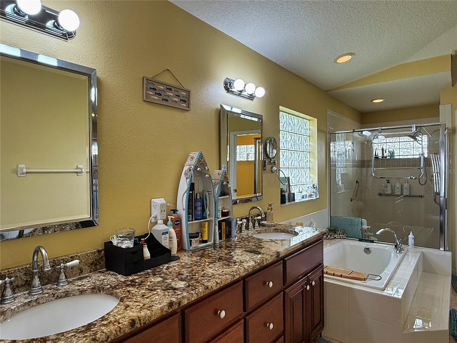 69 President Lane Palm Coast FL 32164 FC312743 image54