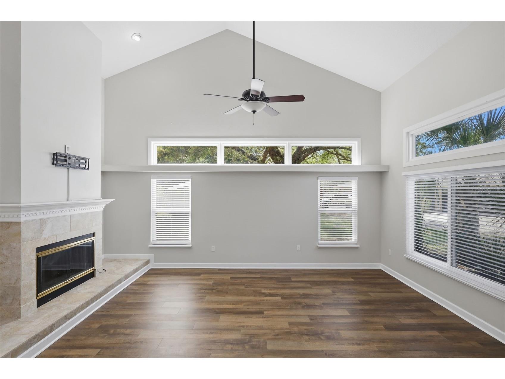 69 Spring Lake Drive Debary FL 32713 V4948100 image12