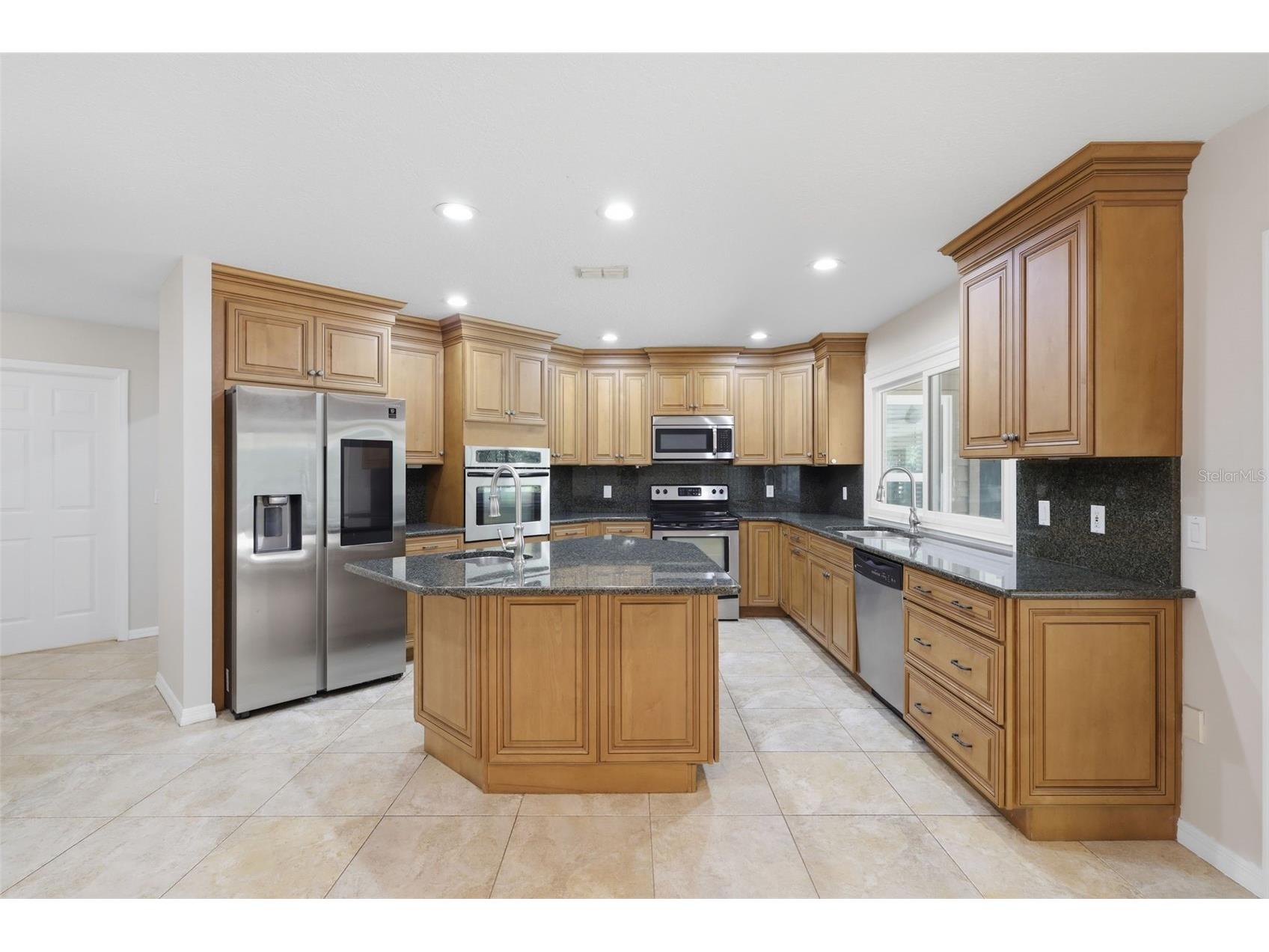 69 Spring Lake Drive Debary FL 32713 V4948100 image19