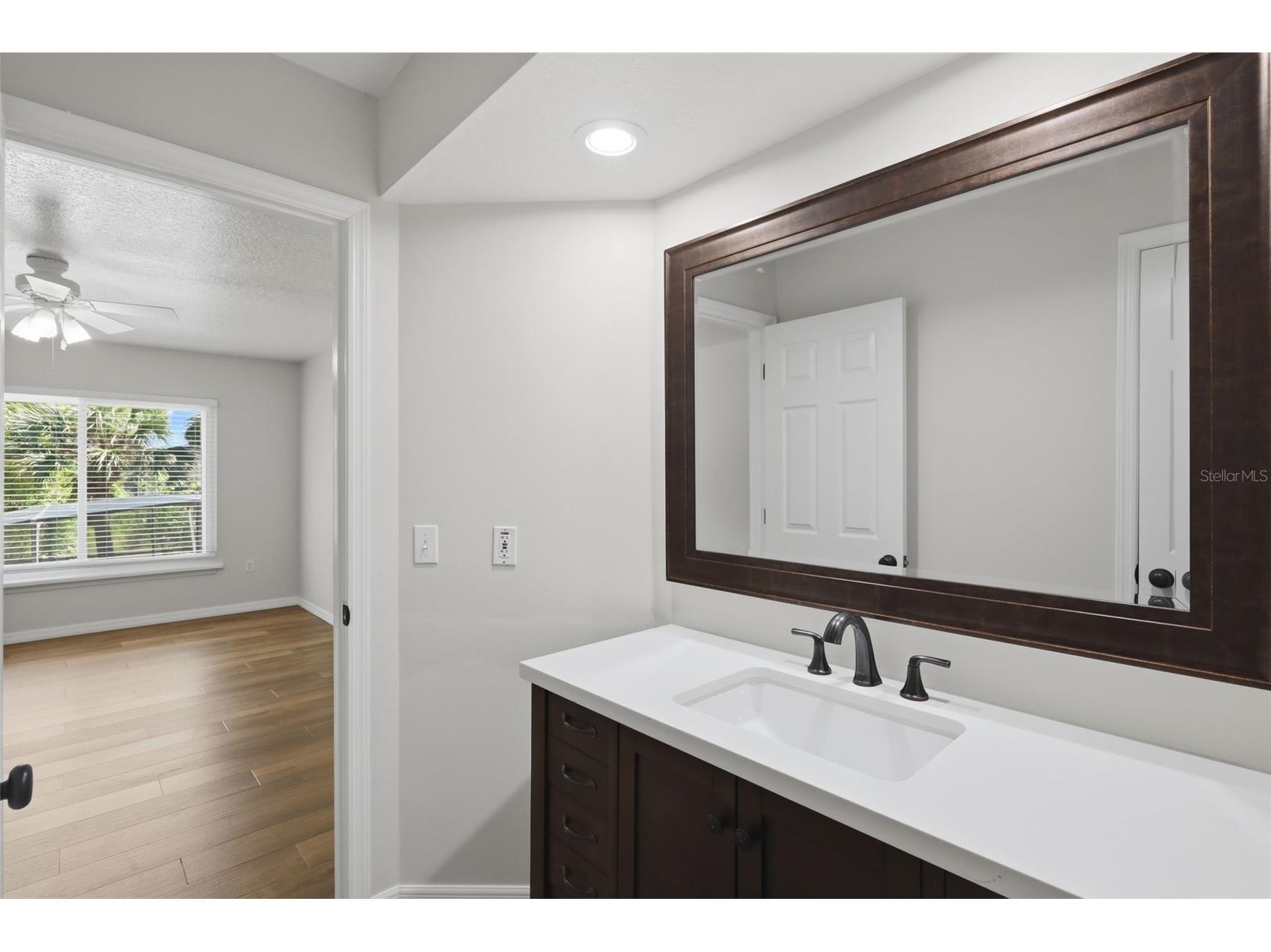 69 Spring Lake Drive Debary FL 32713 V4948100 image45