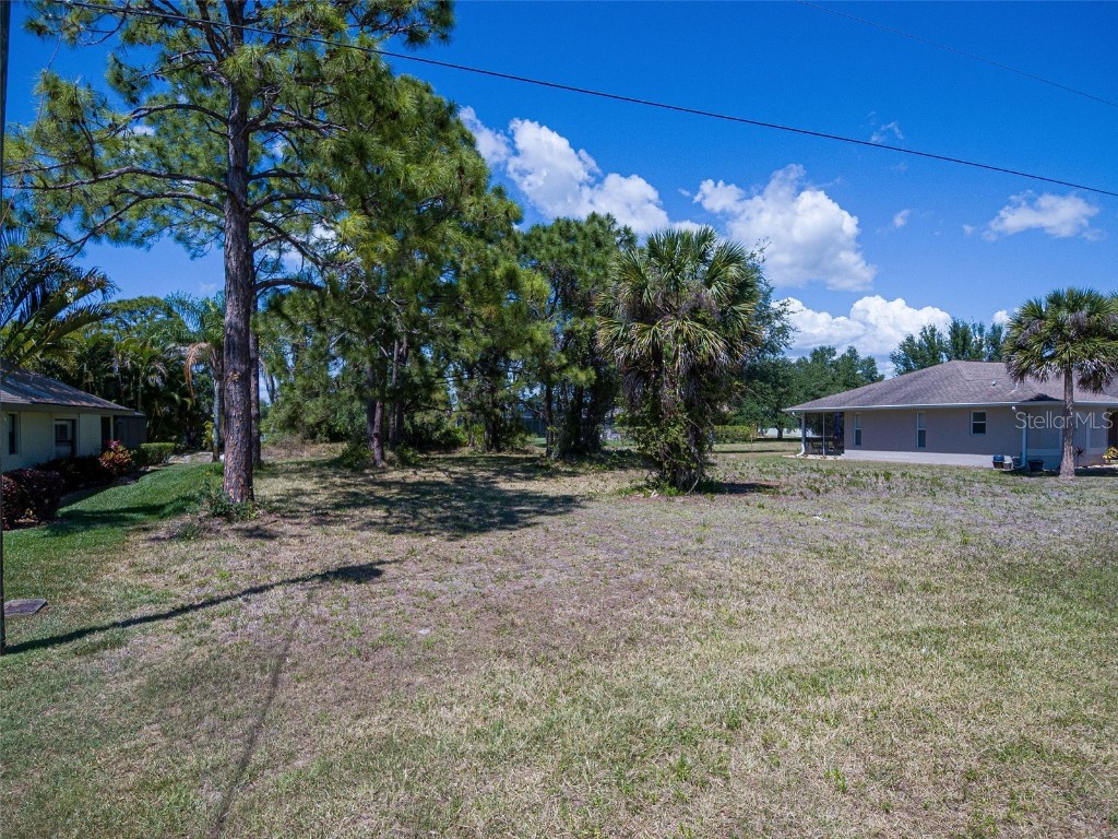 69 White Marsh Lane Rotonda West FL 33947 N6137829 image1