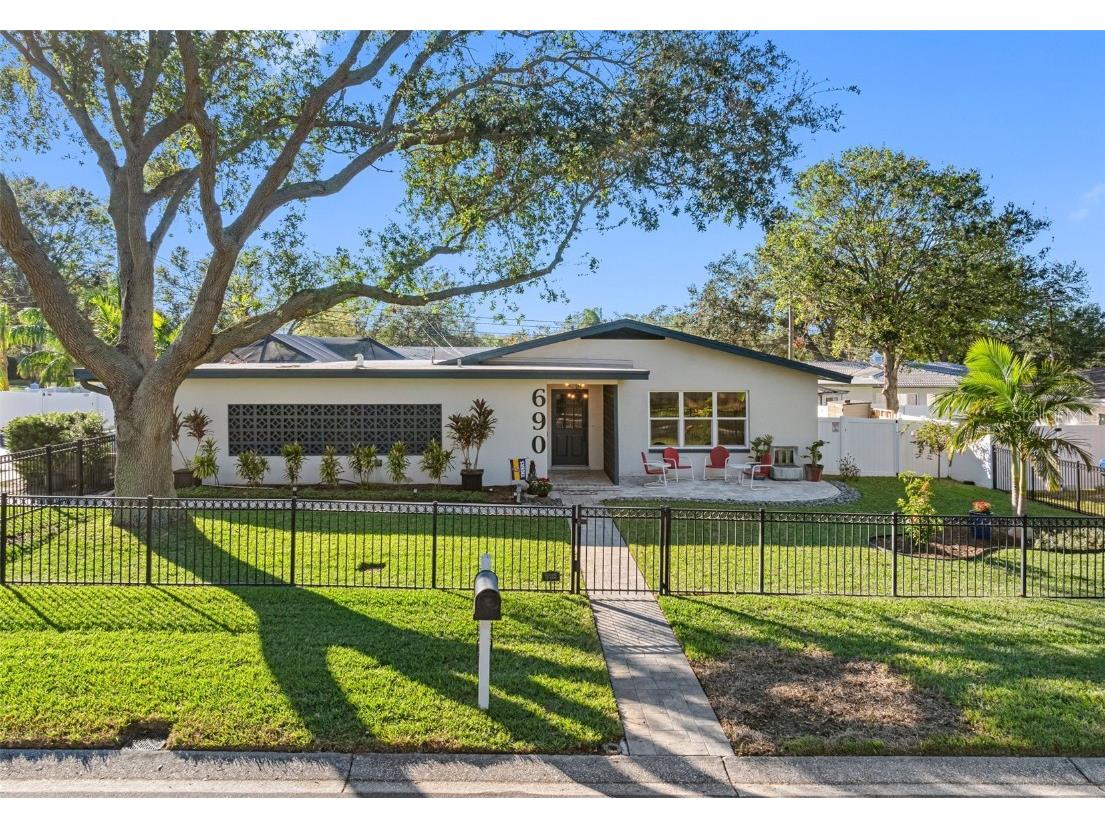 690 22nd Street SW Largo FL 33770 TB8321331 image1