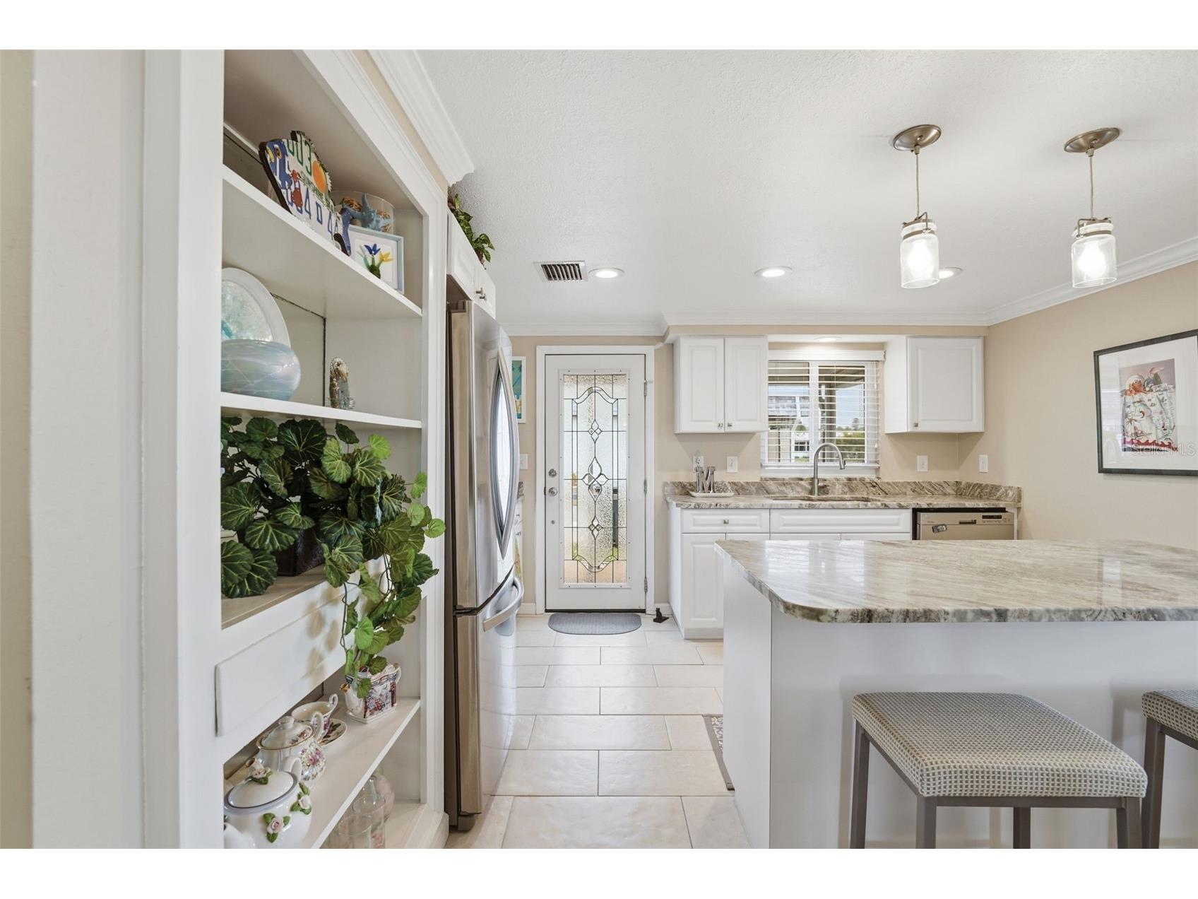 690 Circlewood Drive #W8 Venice FL 34293 N6144022 image16