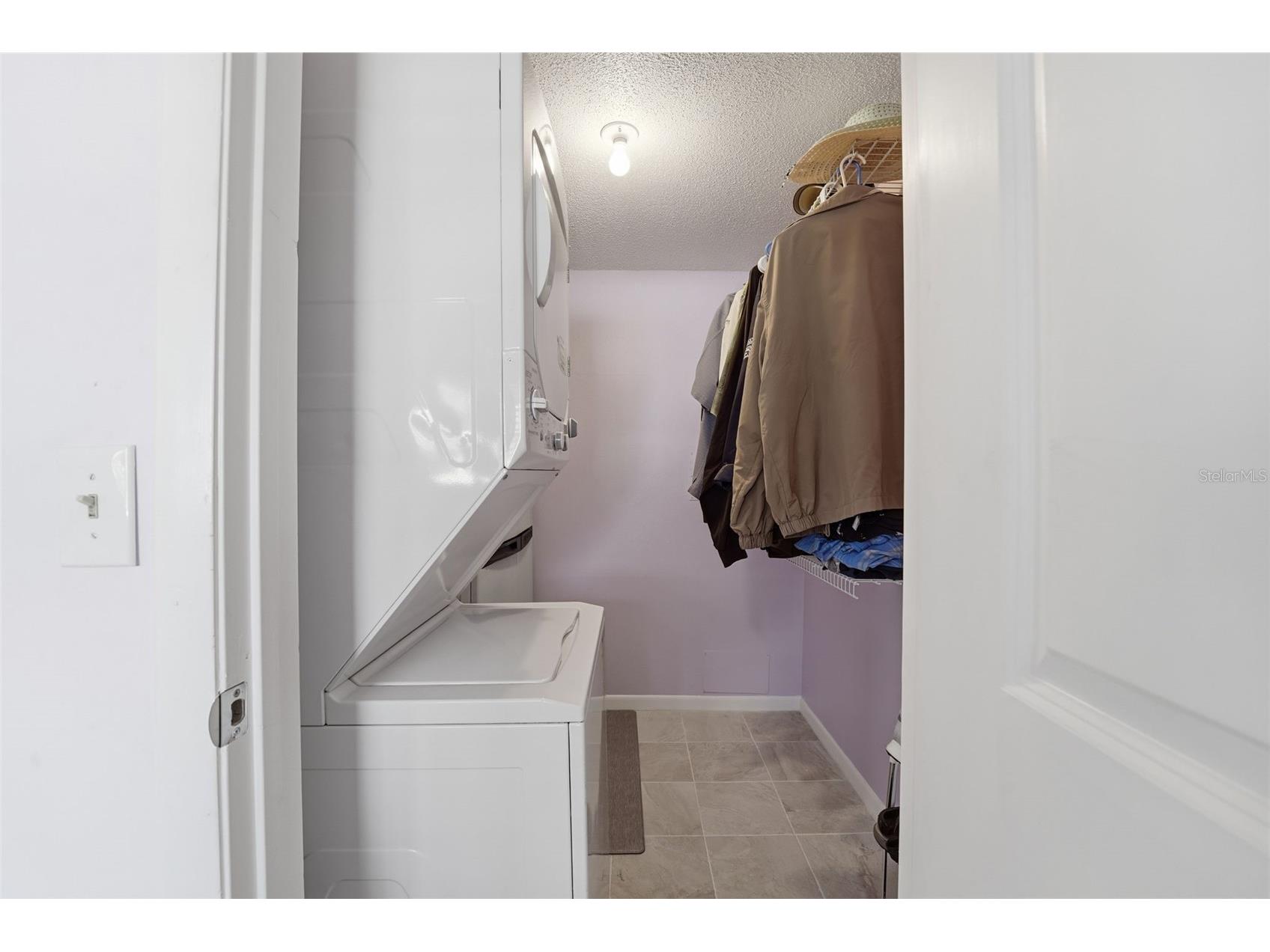 690 Circlewood Drive #W8 Venice FL 34293 N6144022 image33
