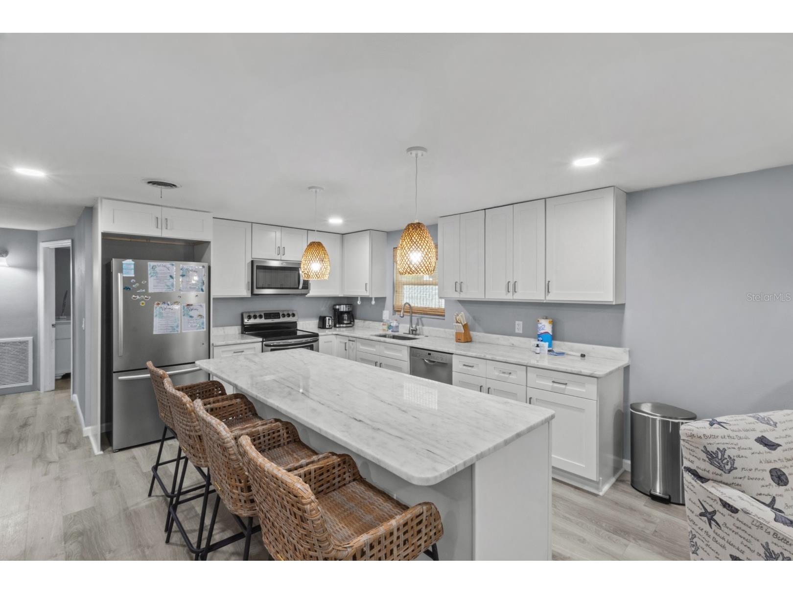 690 Fox Street Longboat Key FL 34228 - SARASOTA BAY/GULF OF MEXICO A4682225 image4