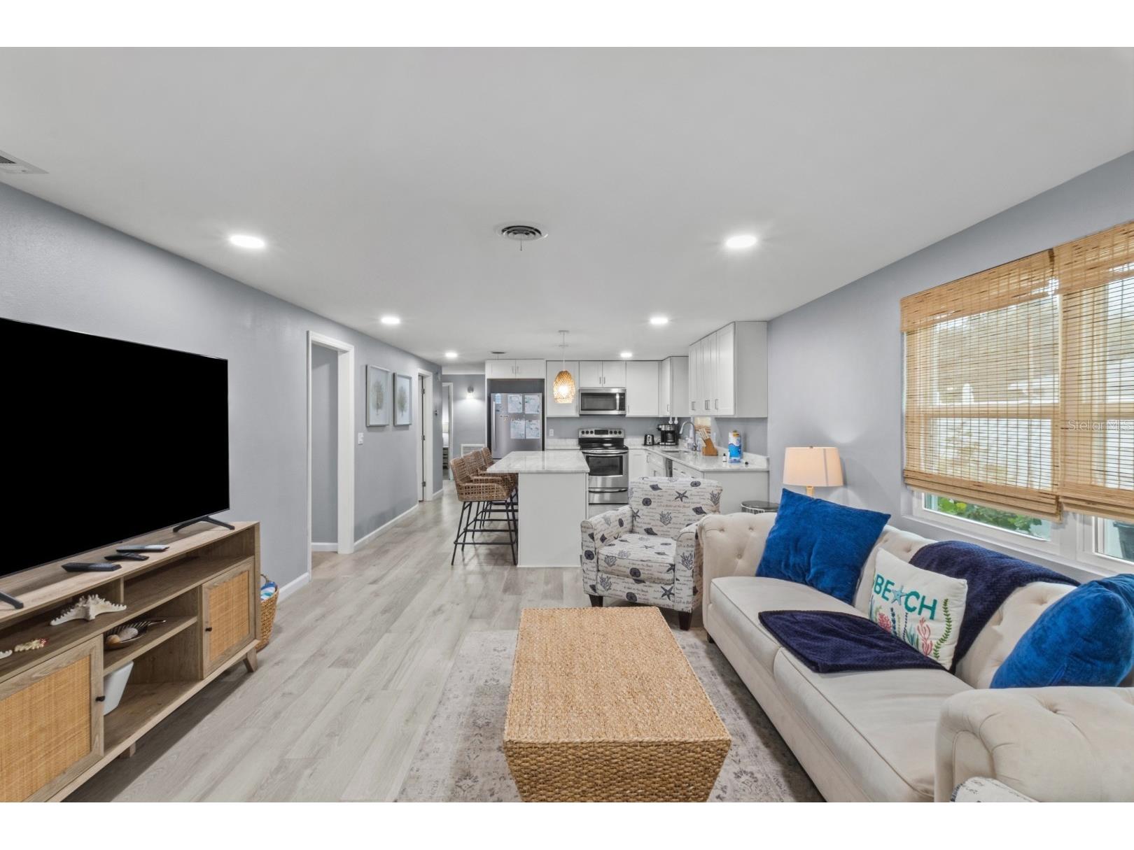 690 Fox Street Longboat Key FL 34228 - SARASOTA BAY/GULF OF MEXICO A4682225 image9