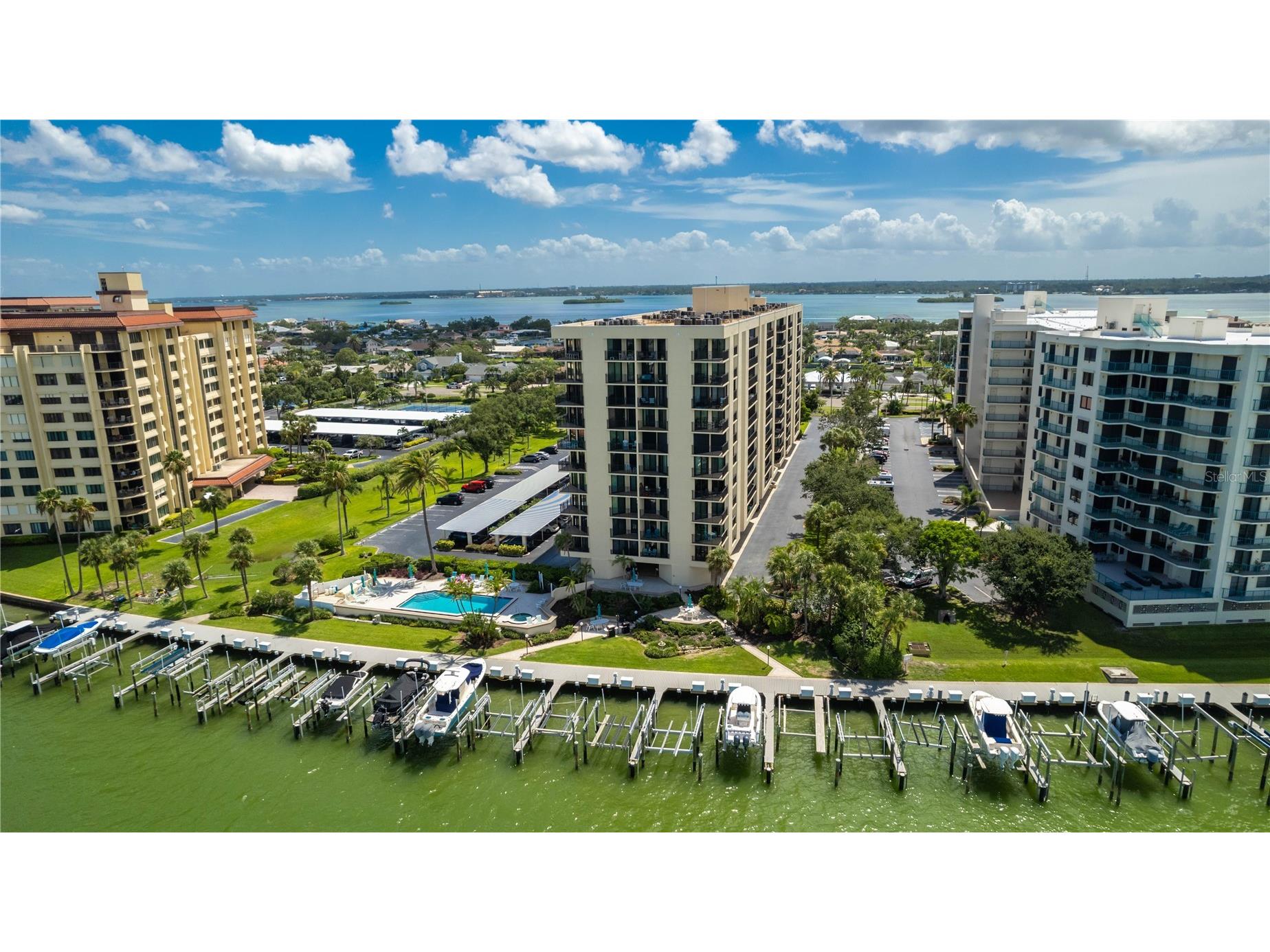 690 Island Way #1005 Clearwater Beach FL 33767 - MANDALAY CHANNEL TB8476132 image2