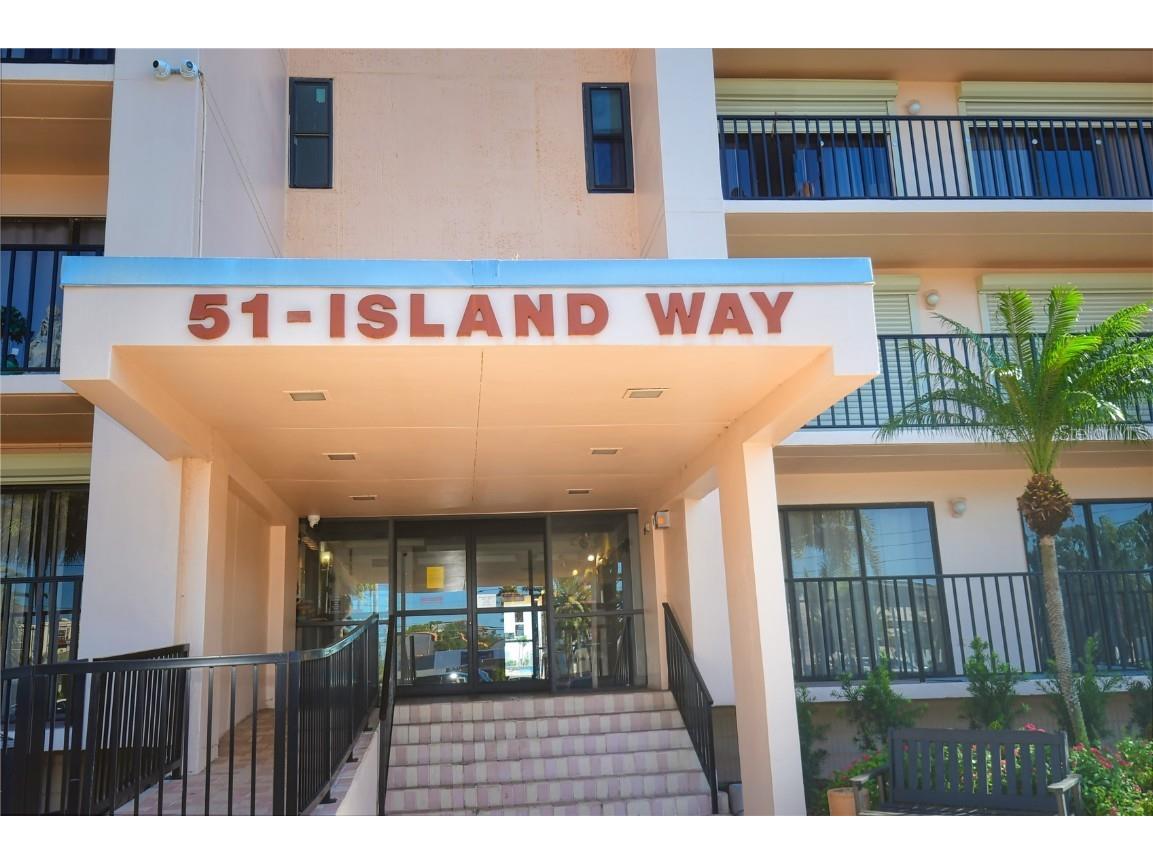 690 Island Way #208 Clearwater FL 33767 TB8449752 image2