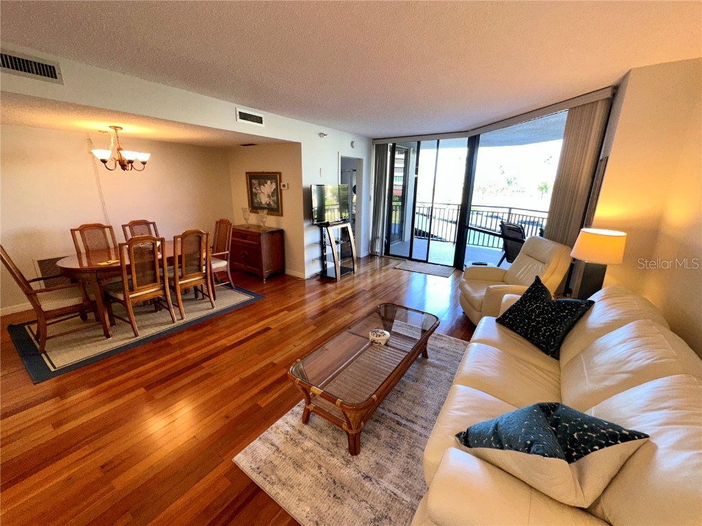 690 Island Way #307 Clearwater Beach FL 33767 TB8452870 image4