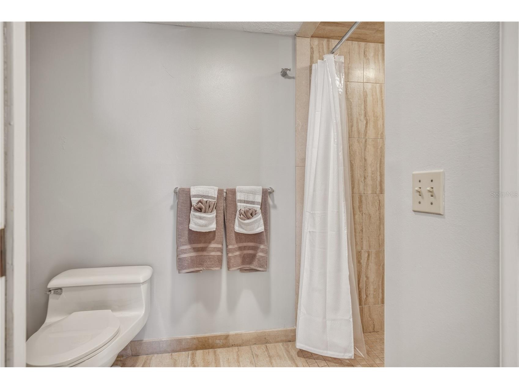 690 Island Way #307 Clearwater Beach FL 33767 - MANDALAY CHANNEL TB8494691 image21