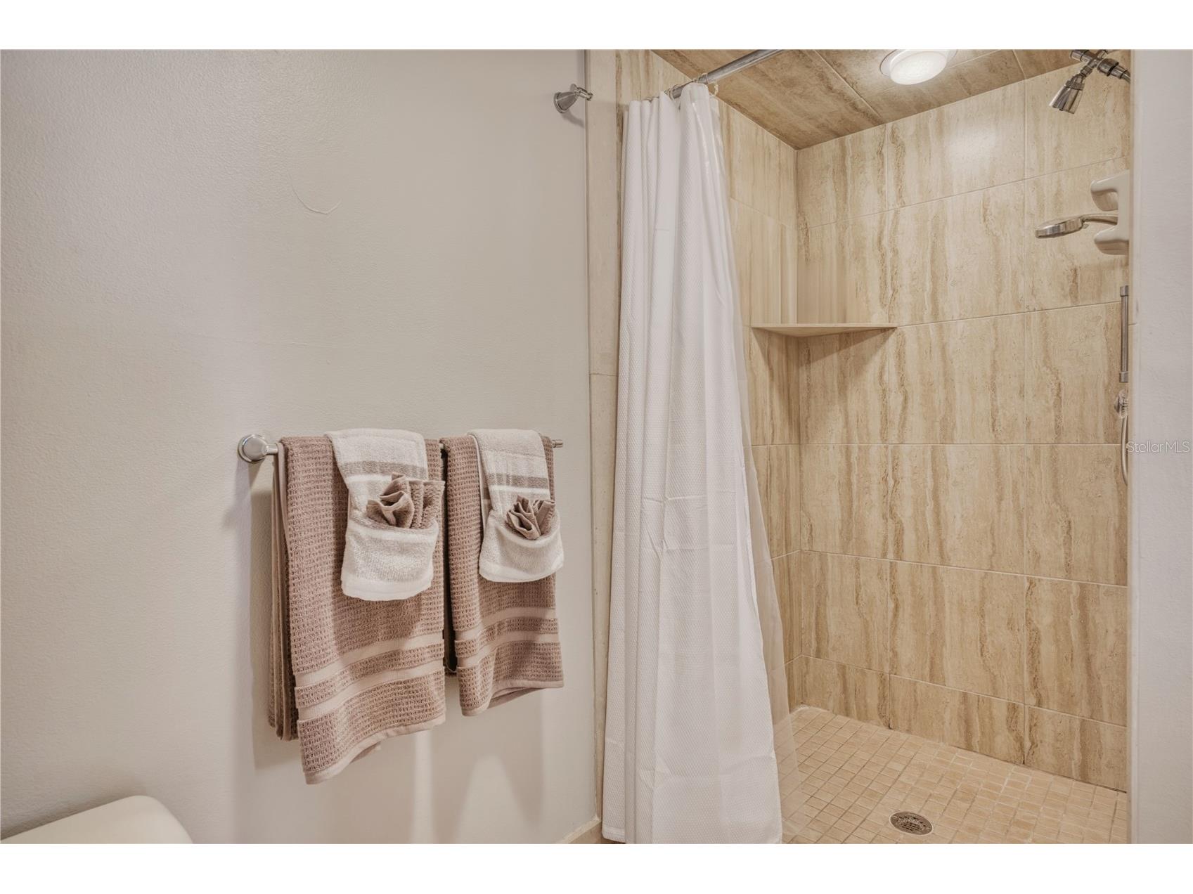 690 Island Way #307 Clearwater Beach FL 33767 - MANDALAY CHANNEL TB8494691 image22