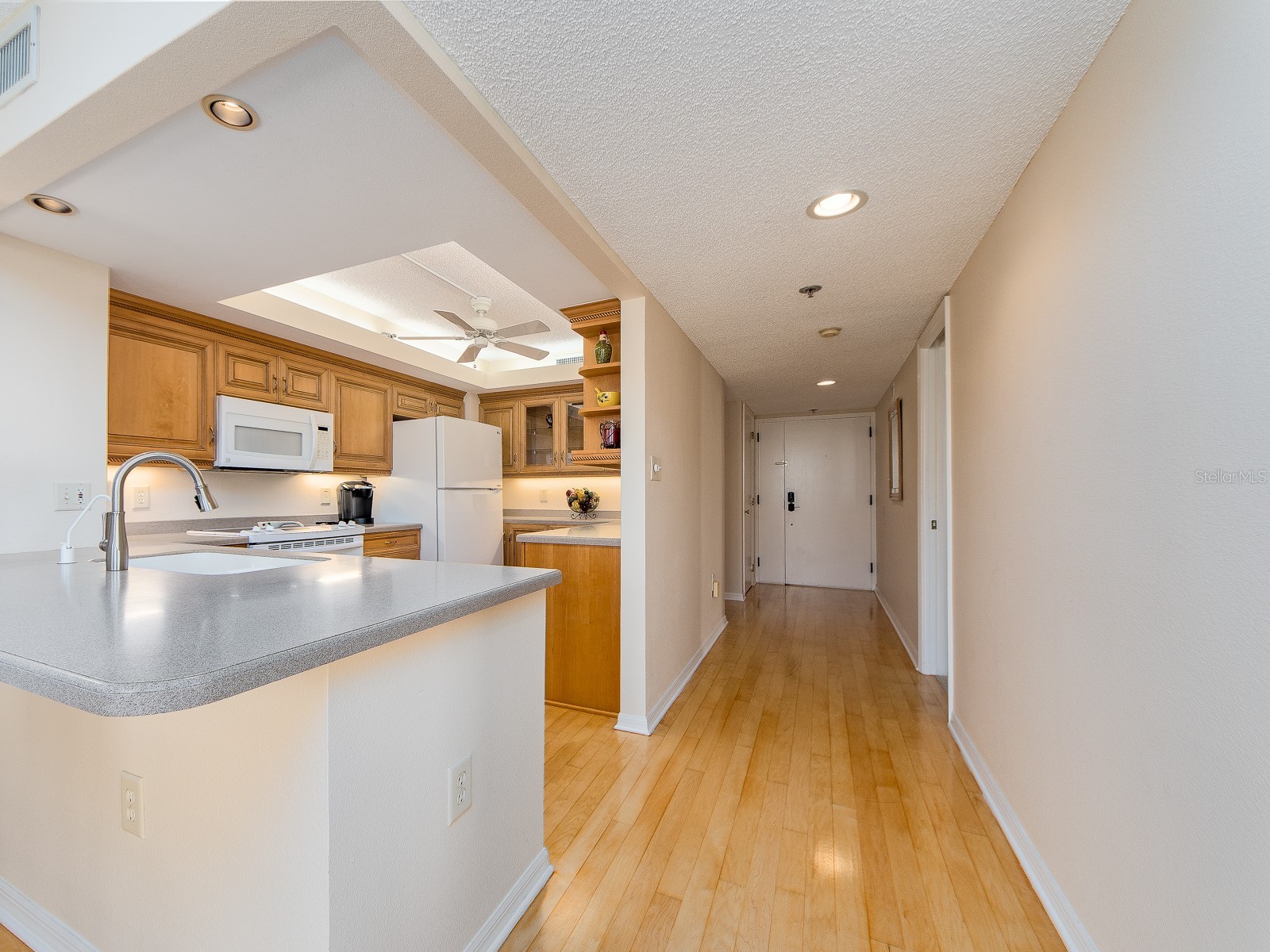 690 Island Way #404 Clearwater Beach FL 33767 TB8513434 image3
