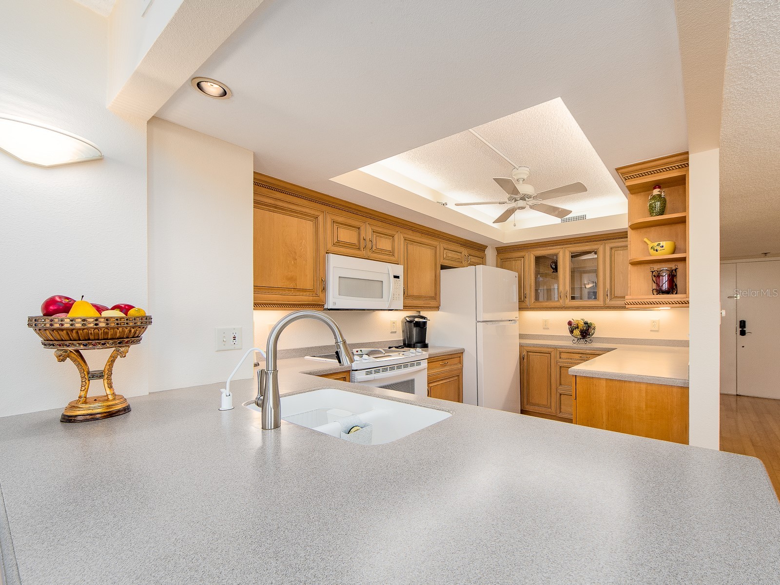690 Island Way #404 Clearwater Beach FL 33767 TB8513434 image4