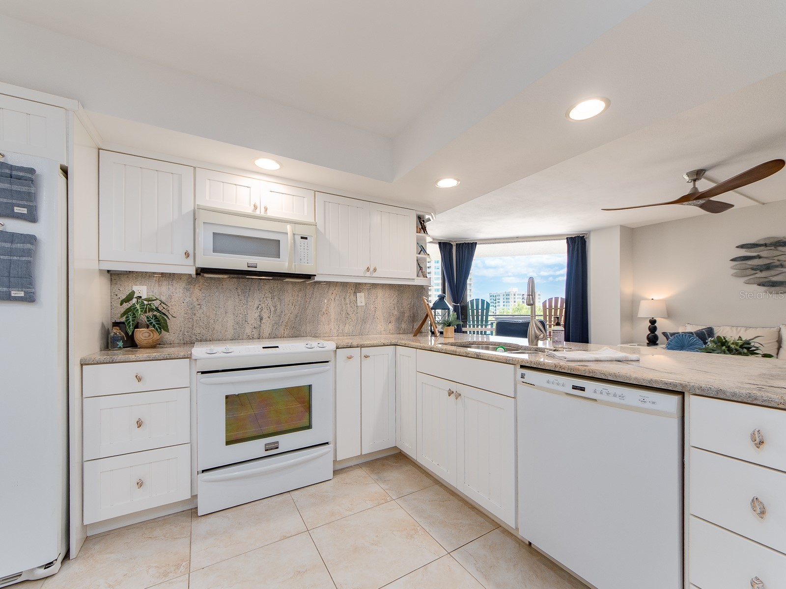 690 Island Way #408 Clearwater Beach FL 33767 TB8517153 image16