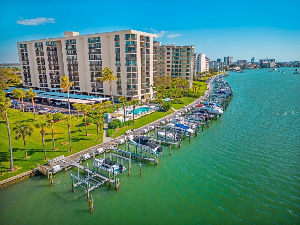 690 Island Way #409 Clearwater FL 33767 - MANDALAY CHANNEL U8191060 image1
