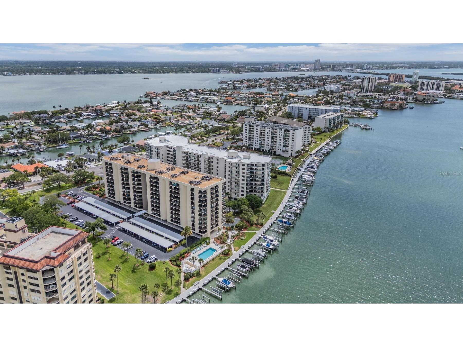 690 Island Way #607 Clearwater FL 33767 TB8496132 image2