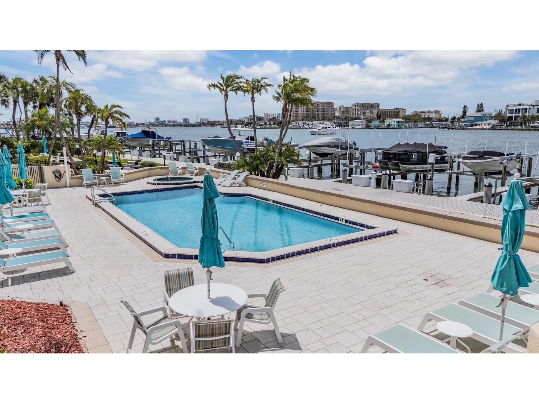 690 Island Way #607 Clearwater FL 33767 TB8496132 image37