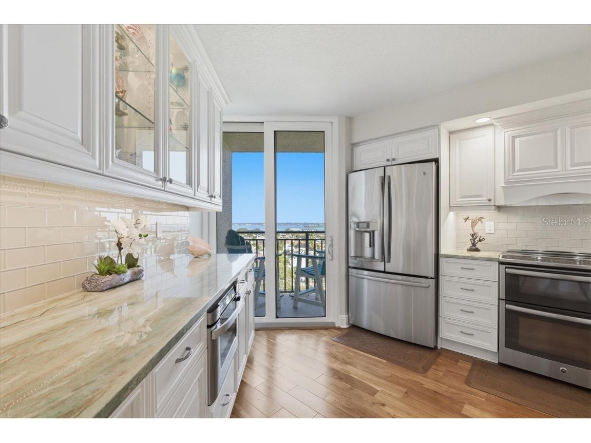 690 Island Way #810 Clearwater Beach FL 33767 - MANDALAY CHANNEL TB8450436 image17