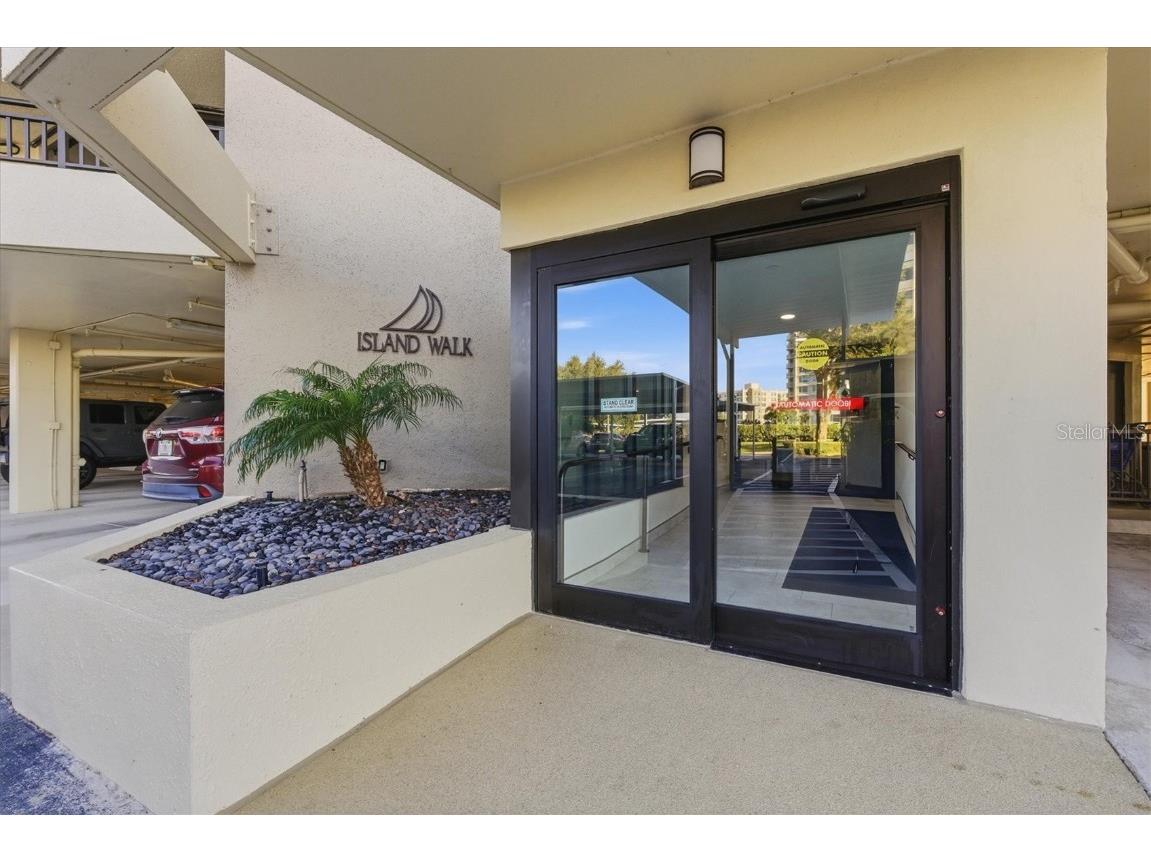 690 Island Way #810 Clearwater Beach FL 33767 - MANDALAY CHANNEL TB8450436 image26