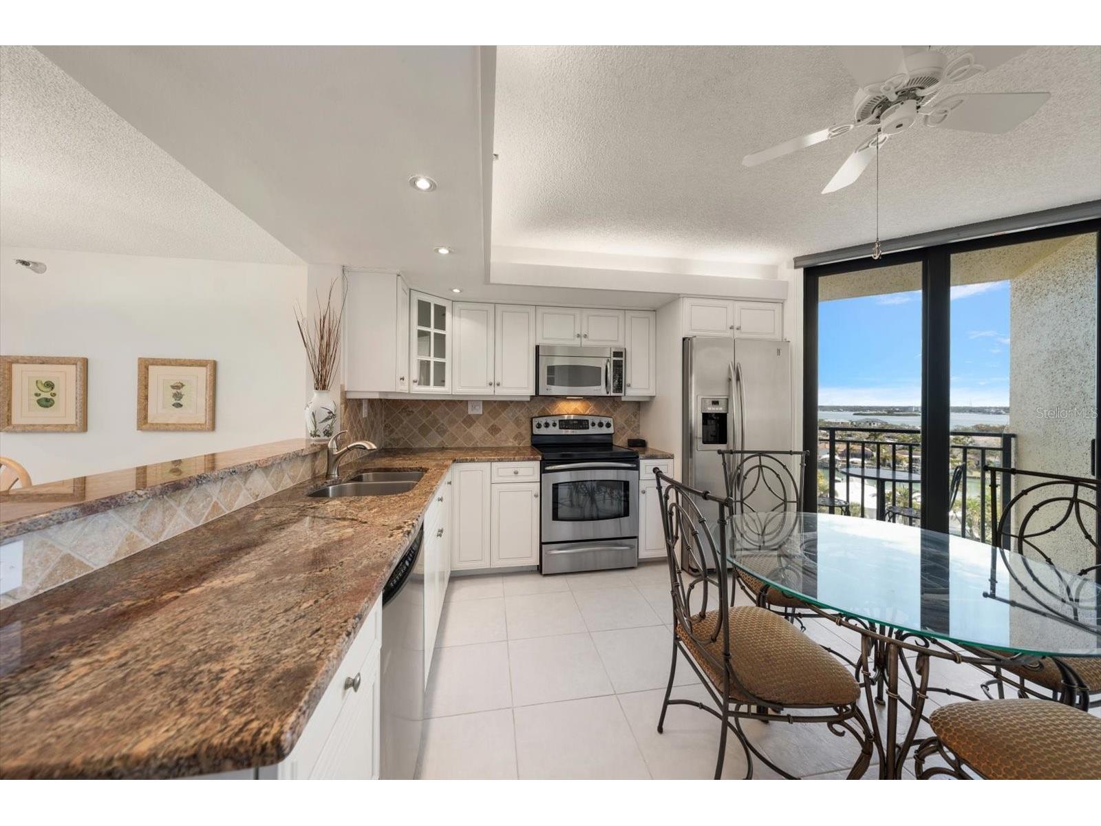 690 Island Way #909 Clearwater Beach FL 33767 TB8473814 image14