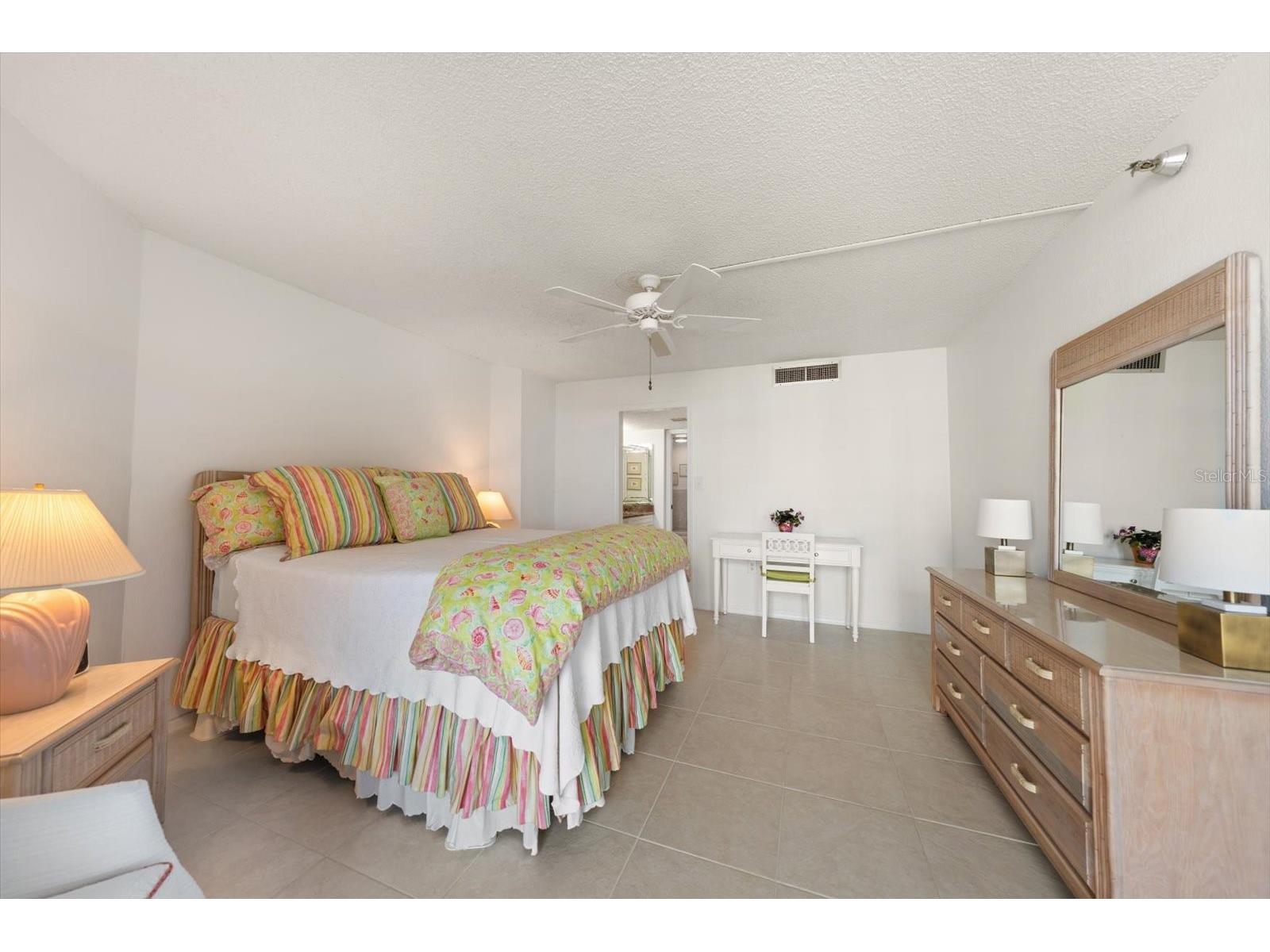 690 Island Way #909 Clearwater Beach FL 33767 TB8473814 image22