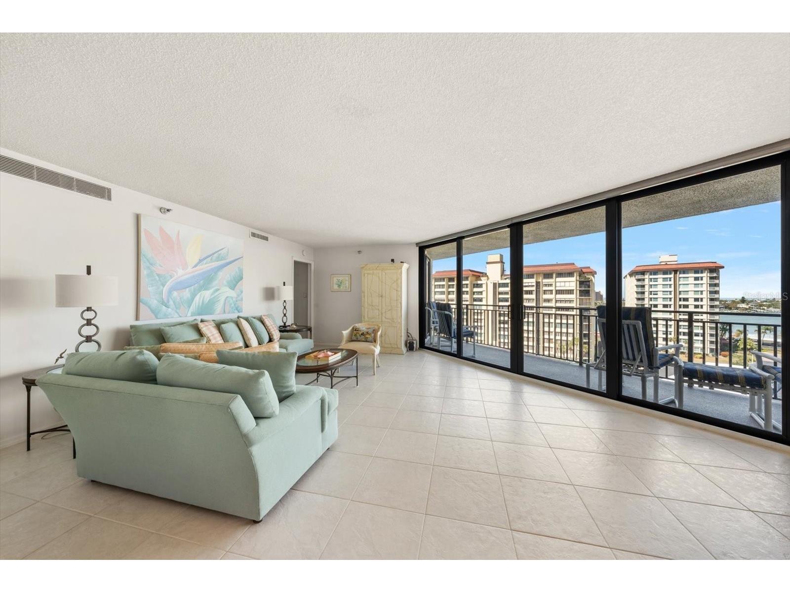 690 Island Way #909 Clearwater Beach FL 33767 TB8473814 image5