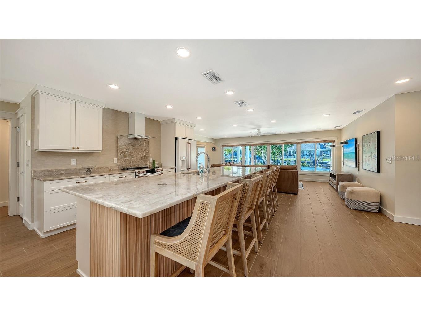 690 Old Compass Road Longboat Key FL 34228 A4670519 image16